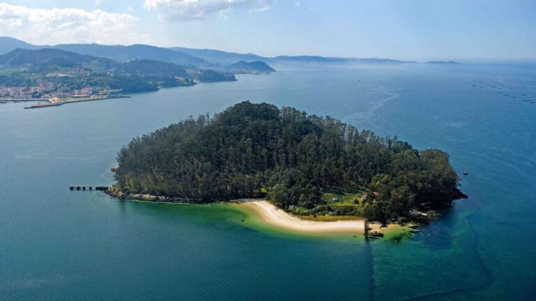 Paraiso Natural , Isla de Tambo
